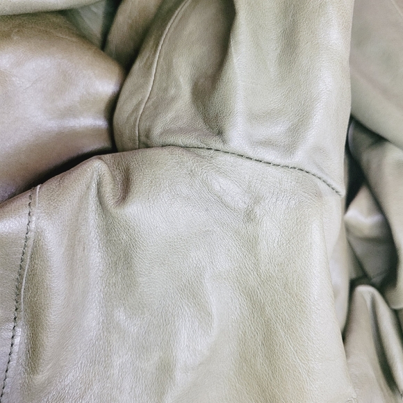 Vince Leather Jacket Womens Green Size 4 Biker Motorcycle Classic Fall Pick Flaw - Picture 15 of 16